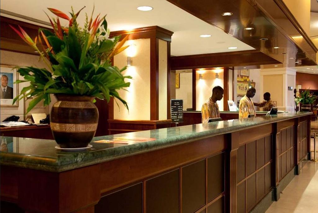 Lancaster Ouaga 2000 Hotel วากาดูกู ภายนอก รูปภาพ