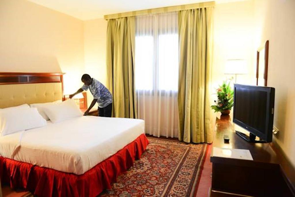 Lancaster Ouaga 2000 Hotel วากาดูกู ห้อง รูปภาพ
