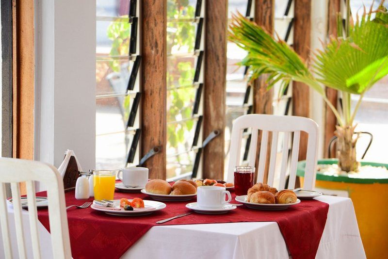 Lancaster Ouaga 2000 Hotel วากาดูกู ภายนอก รูปภาพ