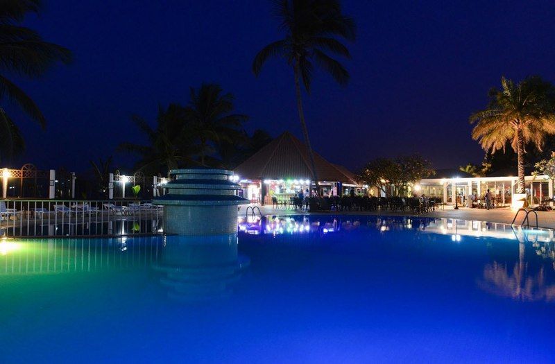 Lancaster Ouaga 2000 Hotel วากาดูกู ภายนอก รูปภาพ