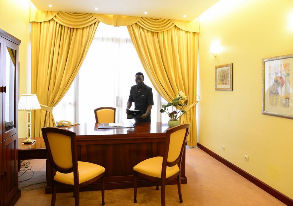 Lancaster Ouaga 2000 Hotel วากาดูกู ภายนอก รูปภาพ