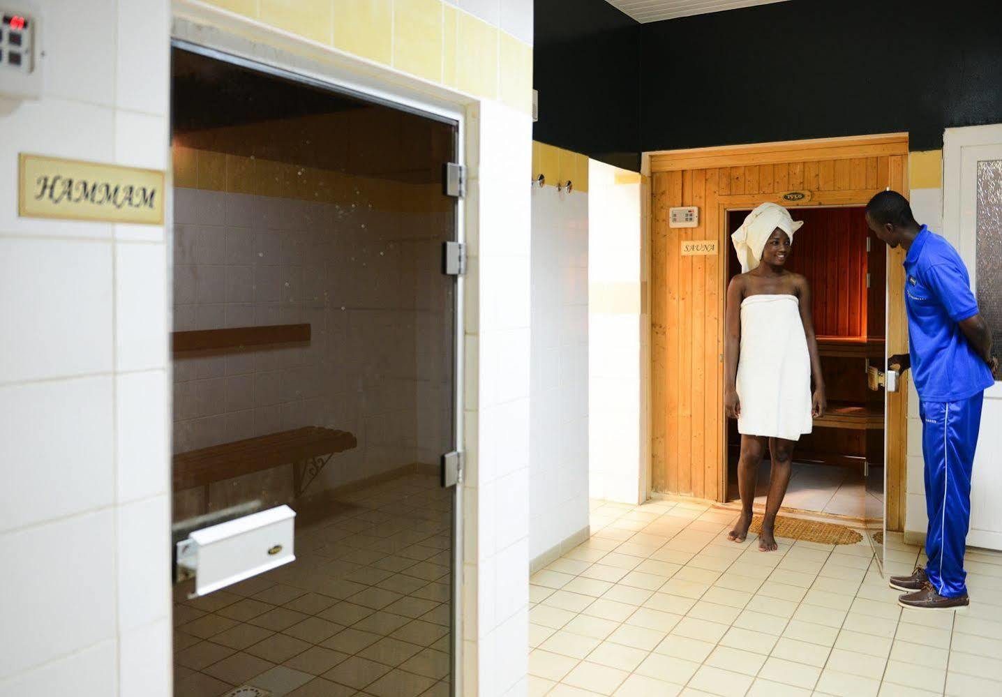 Lancaster Ouaga 2000 Hotel วากาดูกู ภายนอก รูปภาพ
